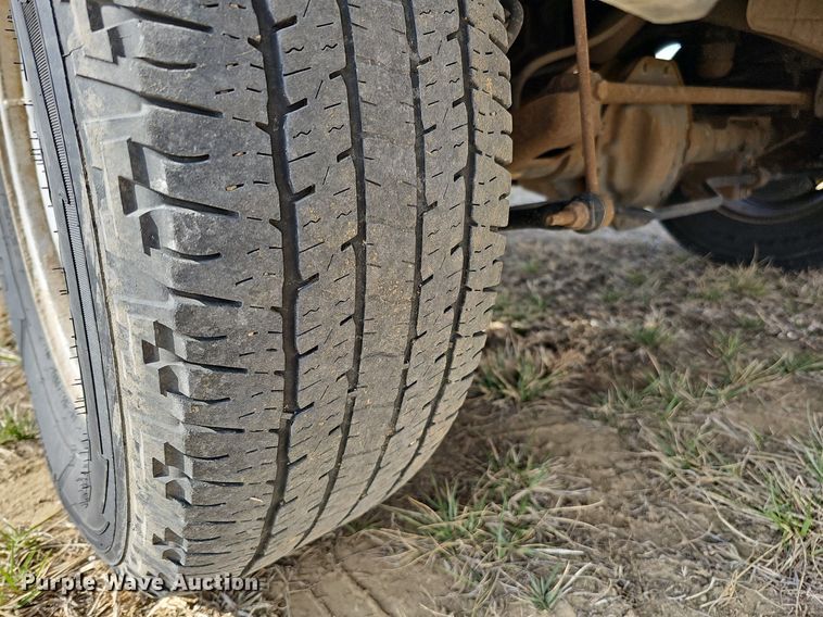 image for item MC9748 2016 Dodge Ram 1500  Crew Cab pickup truck