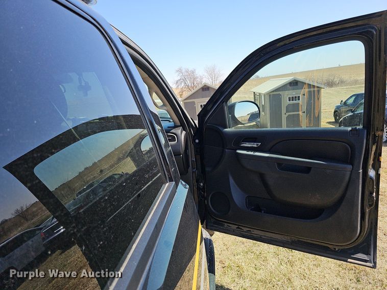 image for item MC9749 2014 Chevrolet Tahoe Police  SUV