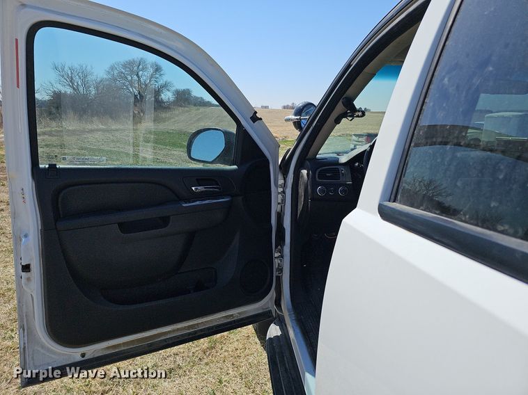 image for item MC9750 2011 Chevrolet Tahoe Police  SUV