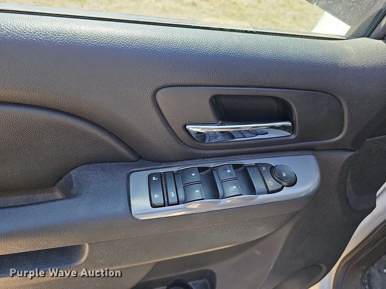 image for item MC9750 2011 Chevrolet Tahoe Police  SUV