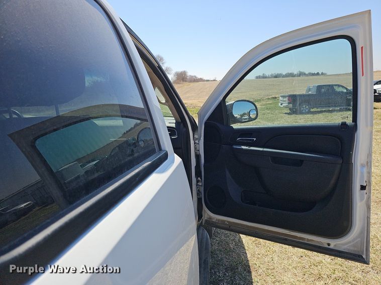 image for item MC9750 2011 Chevrolet Tahoe Police  SUV