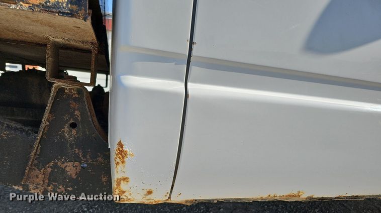 image for item MC9762 1995 Chevrolet Cheyenne C3500  flatbed pickup truck