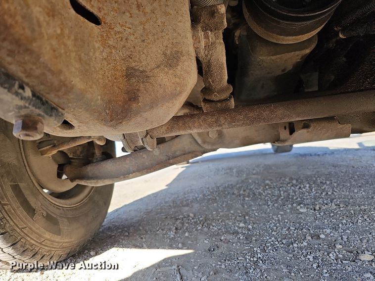 image for item MC9762 1995 Chevrolet Cheyenne C3500  flatbed pickup truck