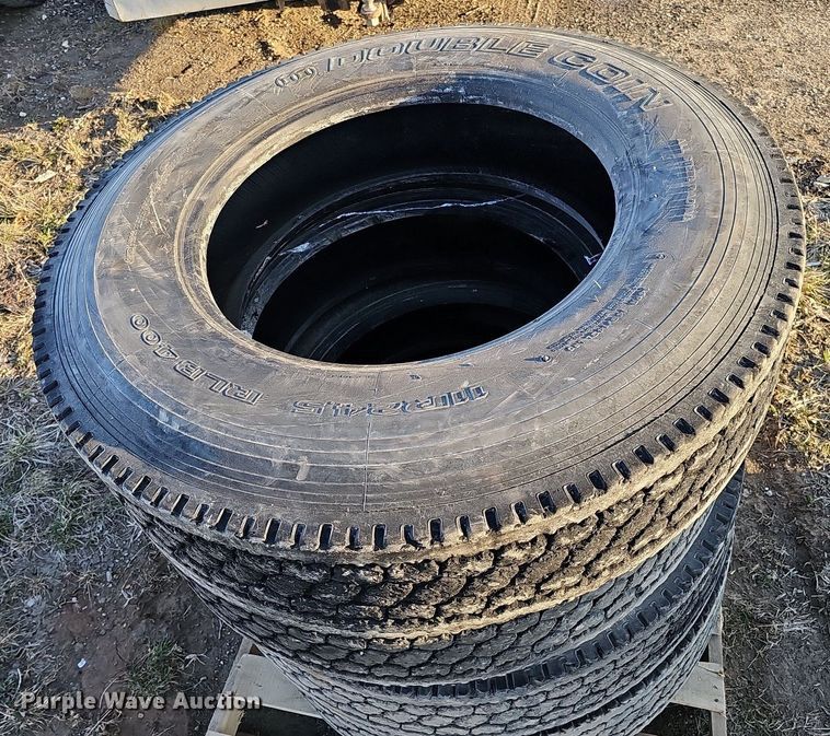 image for item MC9766 (4) 11R24.5 tires