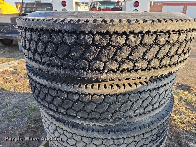 image for item MC9766 (4) 11R24.5 tires