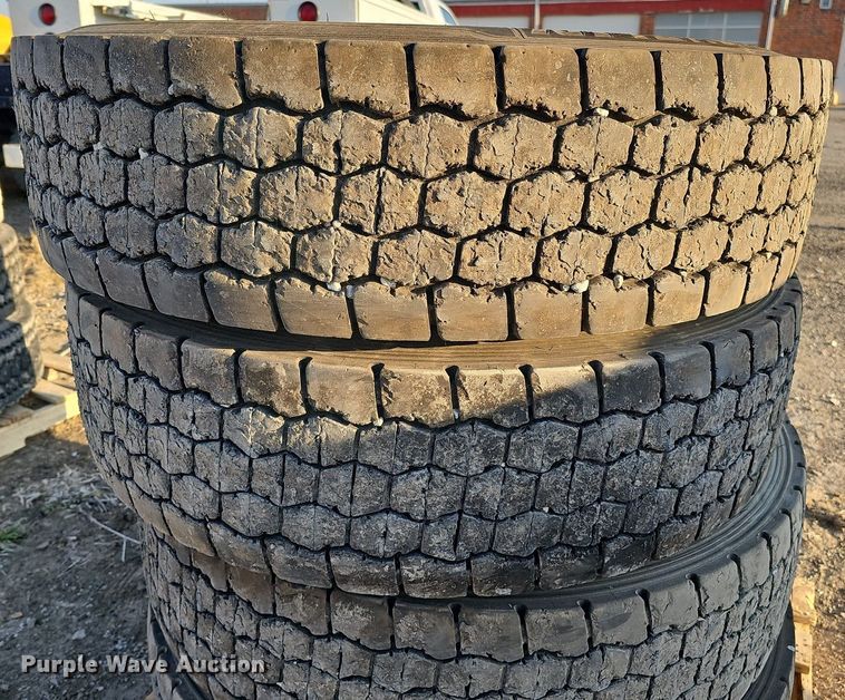 image for item MC9767 (4) 11R22.5 tires