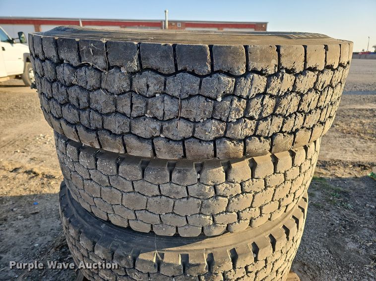 image for item MC9768 (4) 11R22.5 tires