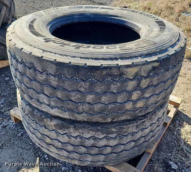 image for item MC9771 (2) BF Goodrich 385/65R22.5 tires