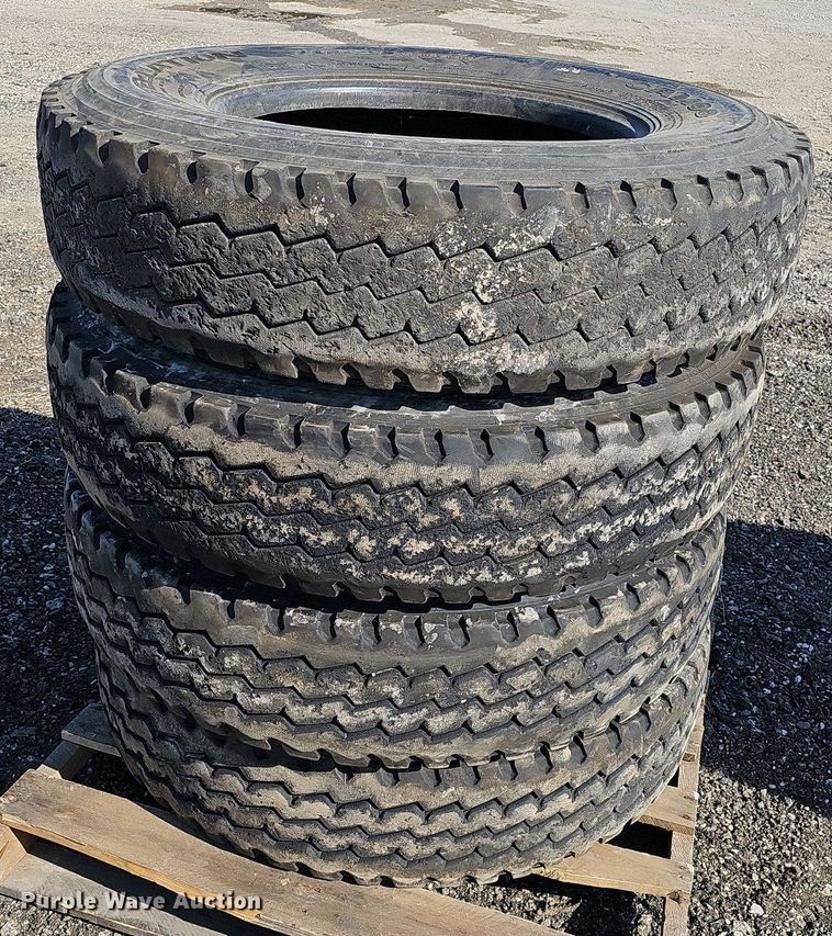 image for item MC9773 (4) Constellation 11R22.5 tires