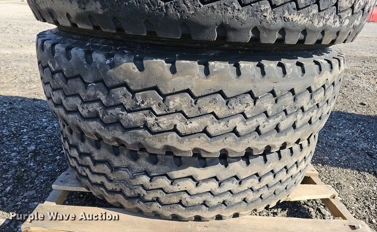 image for item MC9773 (4) Constellation 11R22.5 tires