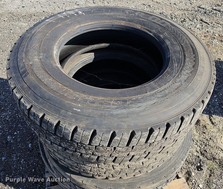 image for item MC9774 (4) General Tire 11R22.5 tires