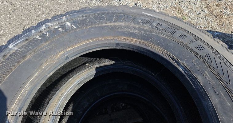 image for item MC9774 (4) General Tire 11R22.5 tires