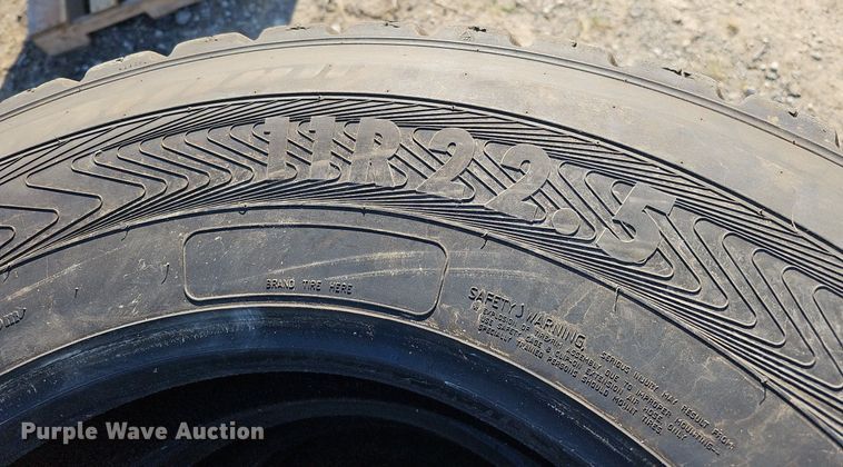 image for item MC9774 (4) General Tire 11R22.5 tires
