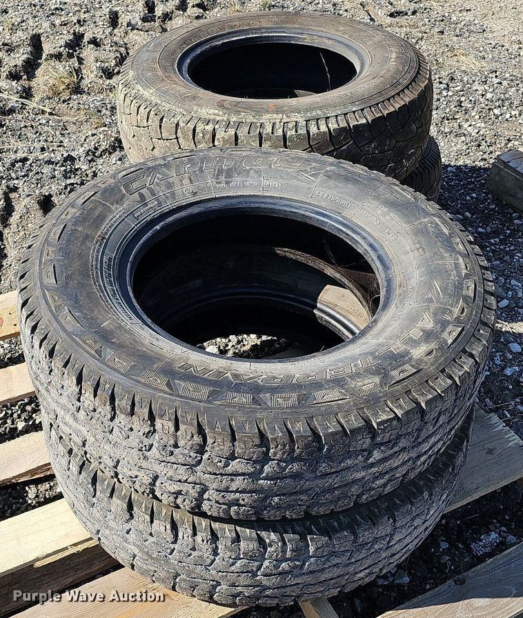 image for item MC9776 (4) tires