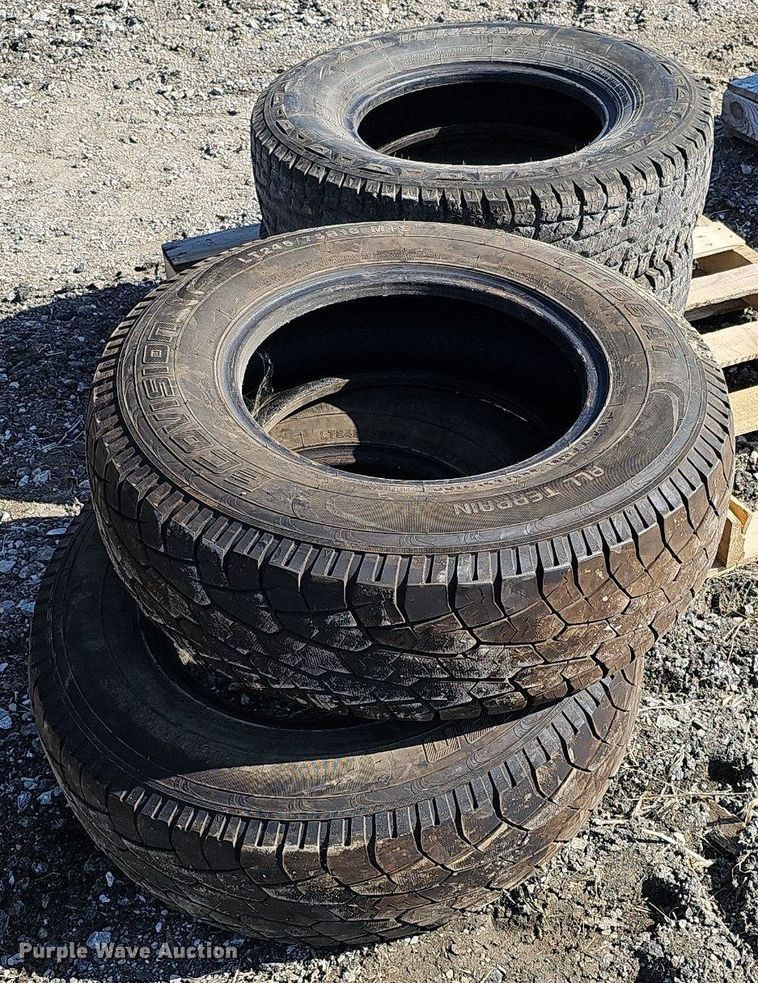 image for item MC9776 (4) tires