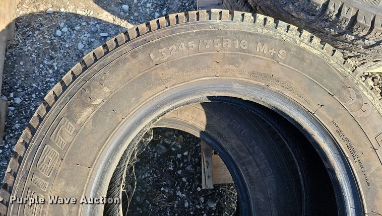 image for item MC9776 (4) tires