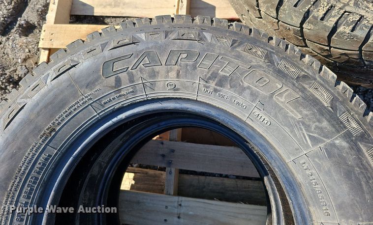 image for item MC9776 (4) tires
