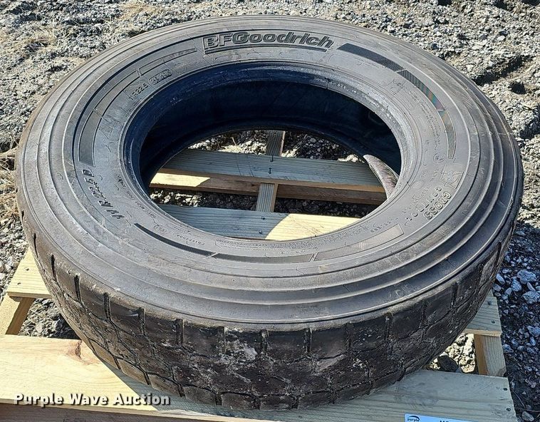 image for item MC9778 BF Goodrich 11R22.5 tire