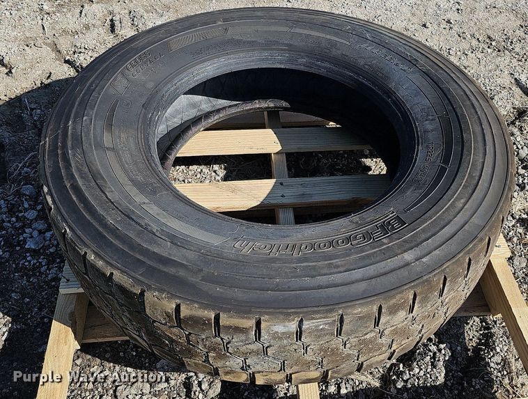 image for item MC9778 BF Goodrich 11R22.5 tire