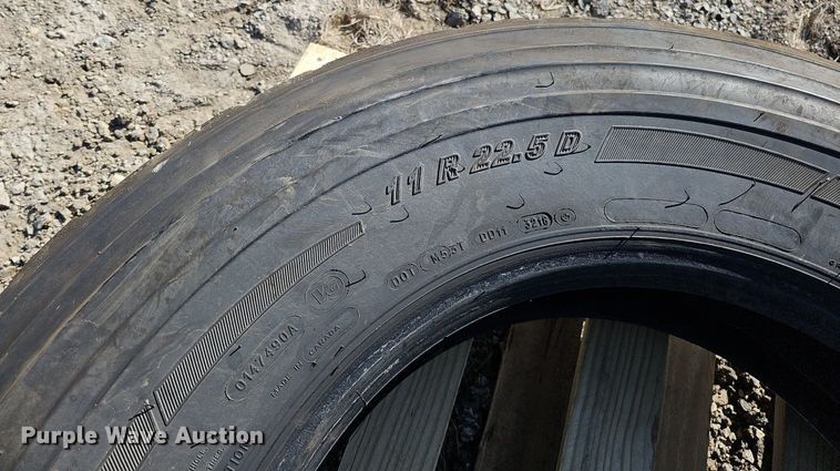 image for item MC9778 BF Goodrich 11R22.5 tire