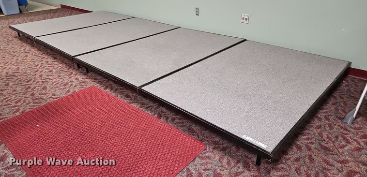 image for item MC9779 (4) section stage