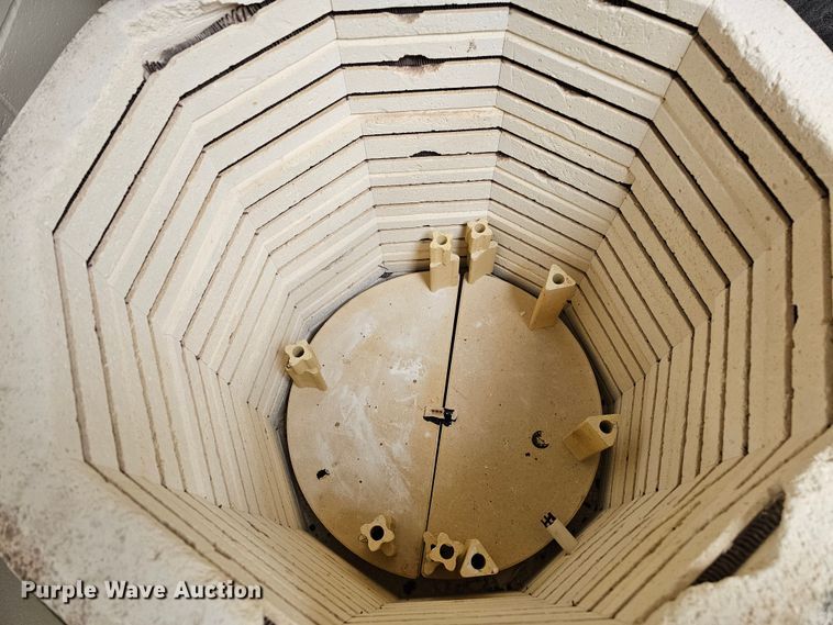 image for item MC9785 Knight LT-4K 103 kiln