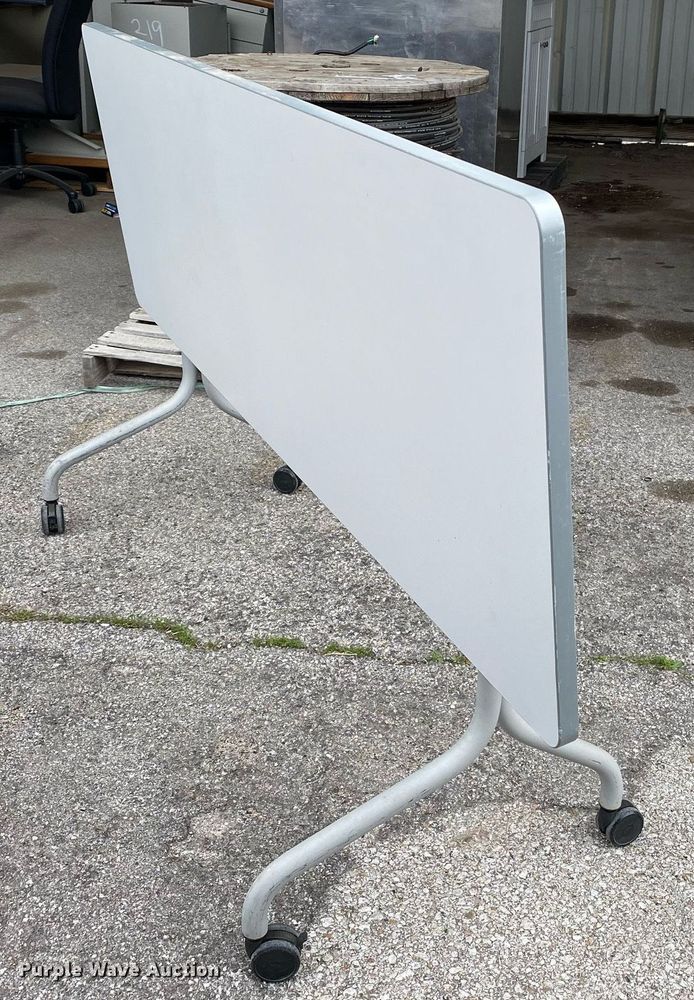 image for item MG9782 Furniture