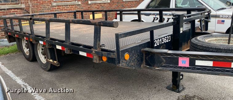 image for item MG9785 2013 PJ  flatbed trailer