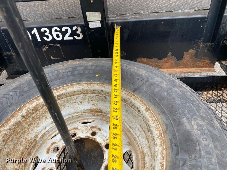 image for item MG9785 2013 PJ  flatbed trailer