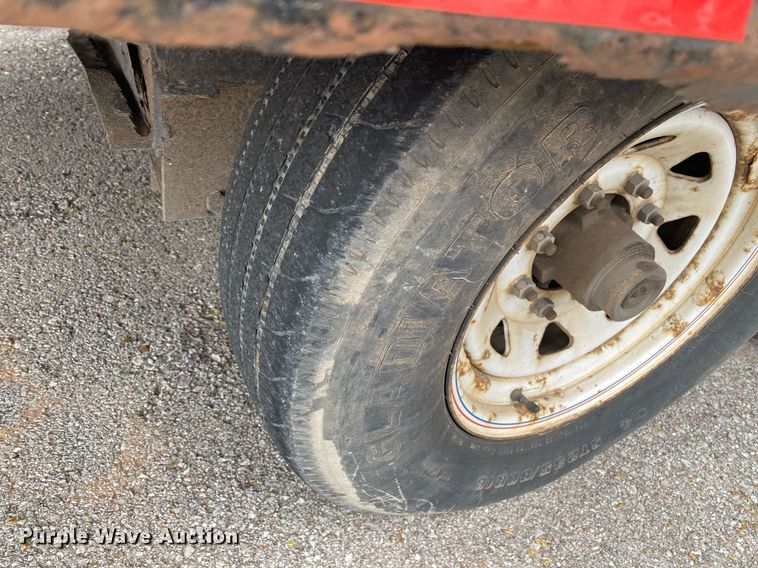 image for item MG9785 2013 PJ  flatbed trailer