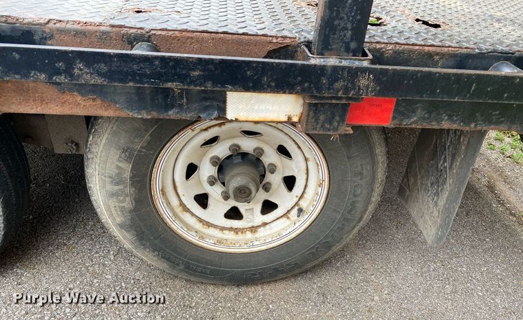 image for item MG9785 2013 PJ  flatbed trailer