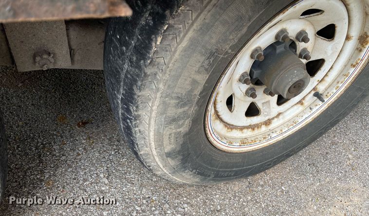 image for item MG9785 2013 PJ  flatbed trailer