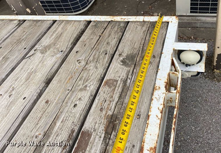 image for item MG9786 2000 Starlite 83-H206CR  equipment trailer