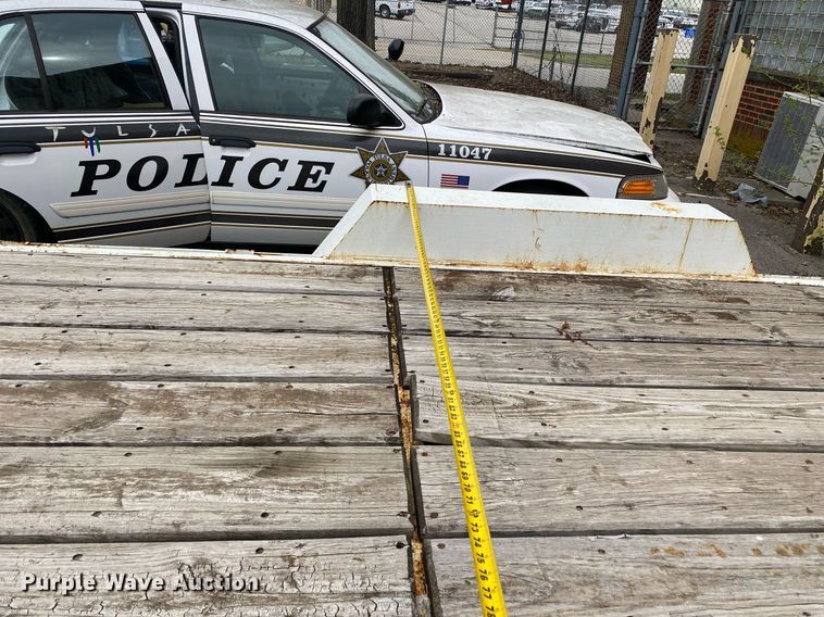 image for item MG9786 2000 Starlite 83-H206CR  equipment trailer