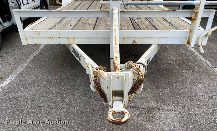 image for item MG9786 2000 Starlite 83-H206CR  equipment trailer