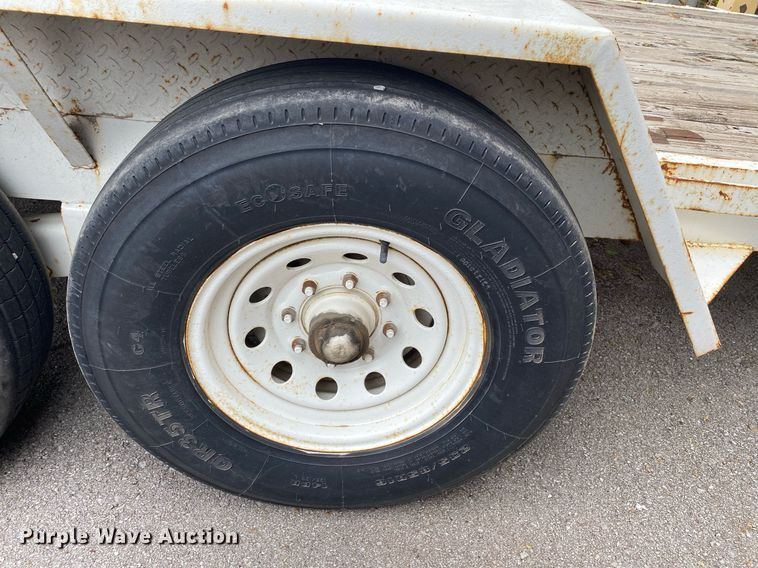 image for item MG9786 2000 Starlite 83-H206CR  equipment trailer