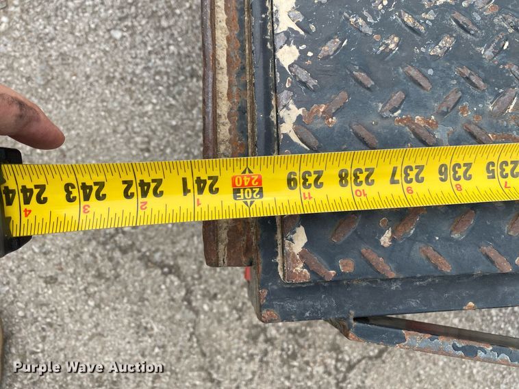 image for item MG9787 2012 Maxey  utility trailer