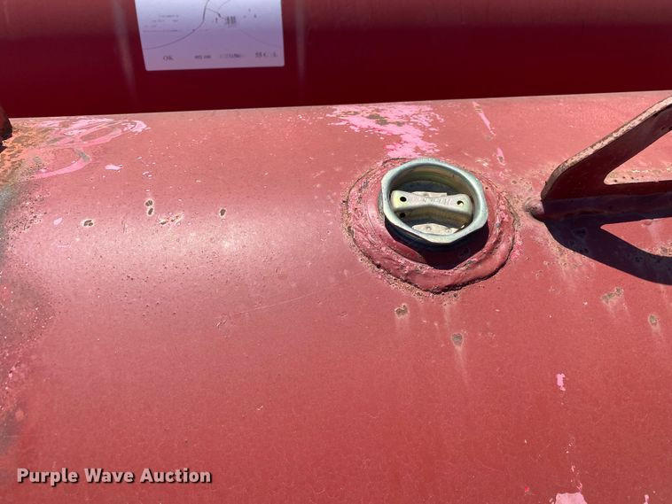 image for item MG9789 (2) oil tanks