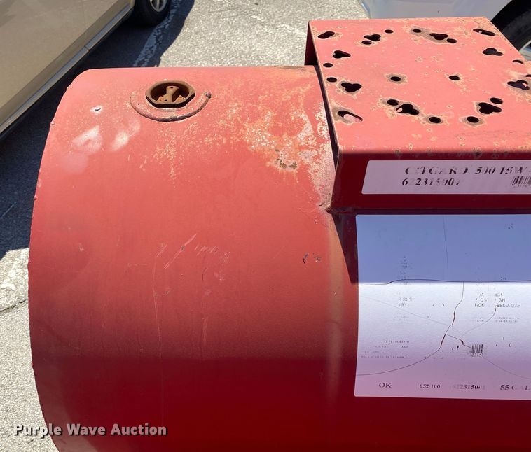 image for item MG9789 (2) oil tanks