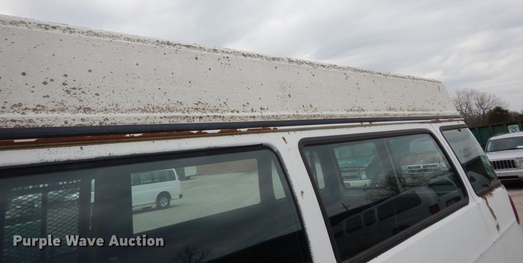 image for item MI9318 1994 Dodge Ram Wagon B350  handicap accessible van