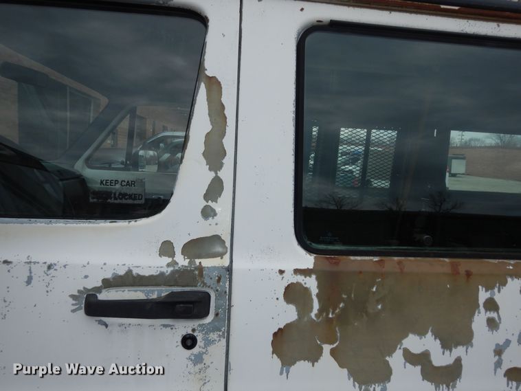 image for item MI9318 1994 Dodge Ram Wagon B350  handicap accessible van