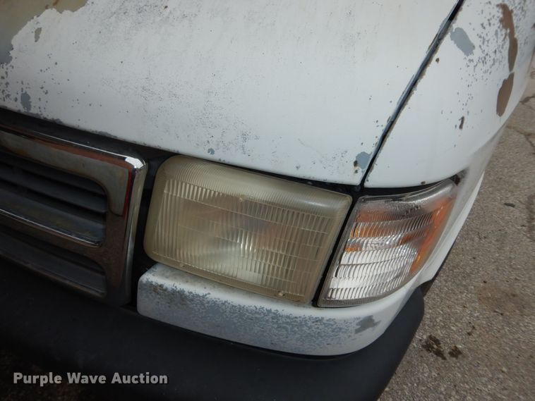 image for item MI9318 1994 Dodge Ram Wagon B350  handicap accessible van