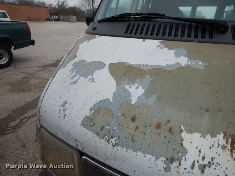 image for item MI9318 1994 Dodge Ram Wagon B350  handicap accessible van