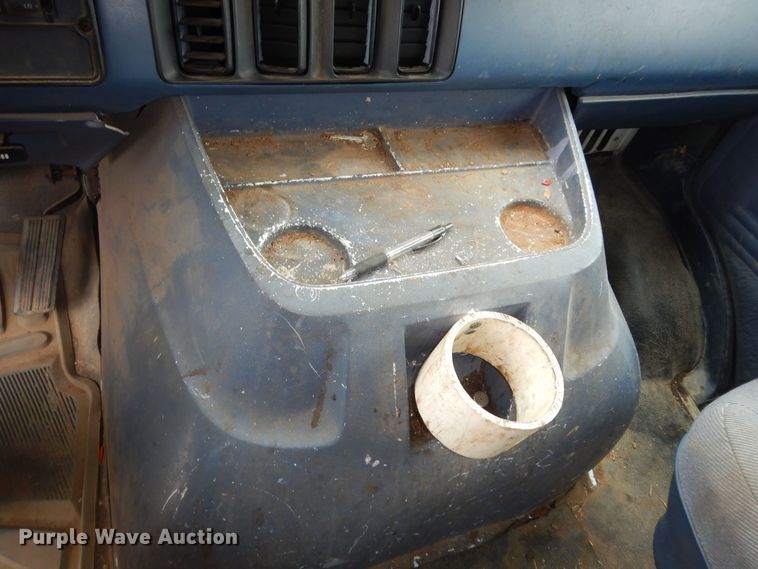 image for item MI9318 1994 Dodge Ram Wagon B350  handicap accessible van