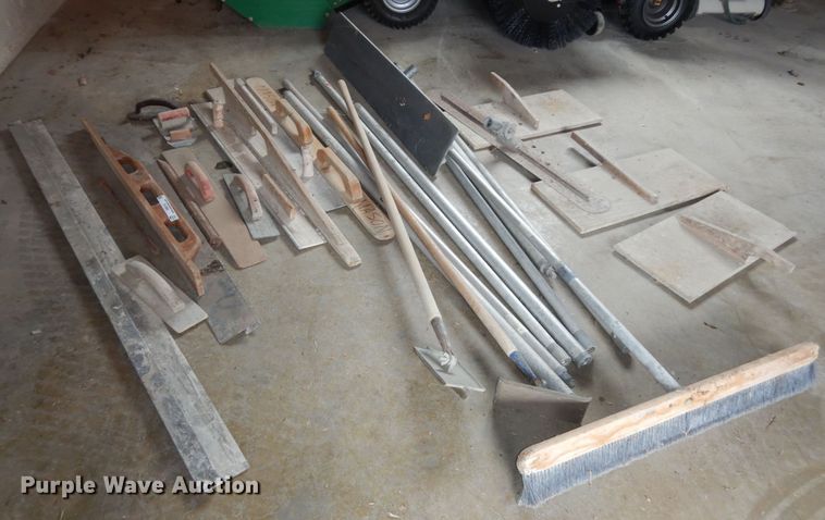 image for item MI9319 Concrete equipment