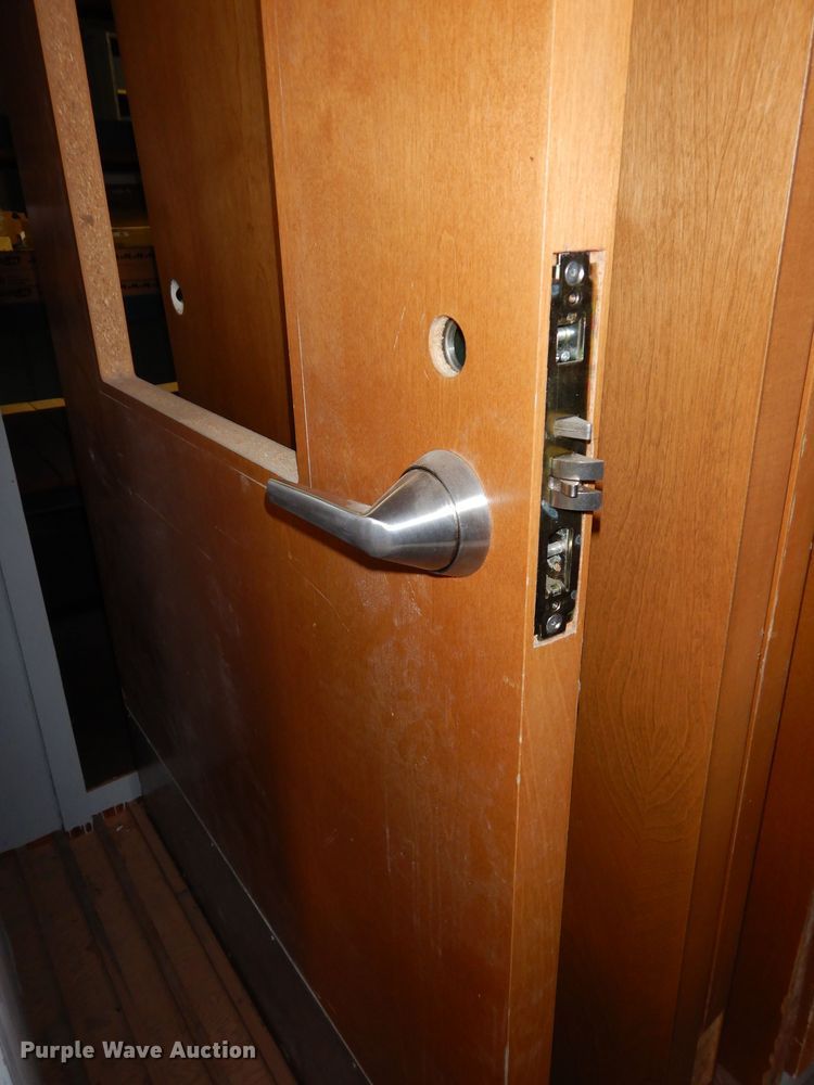 image for item MI9327 Approximately 30 doors