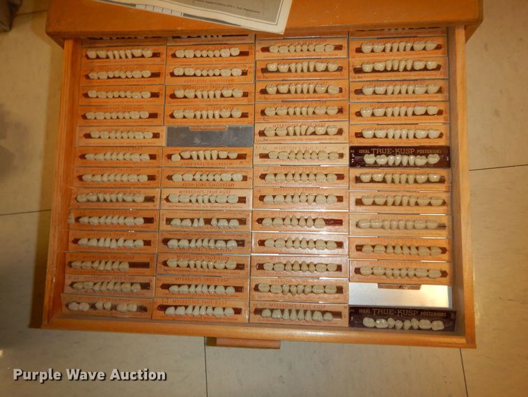 image for item MI9328 Dental equipment