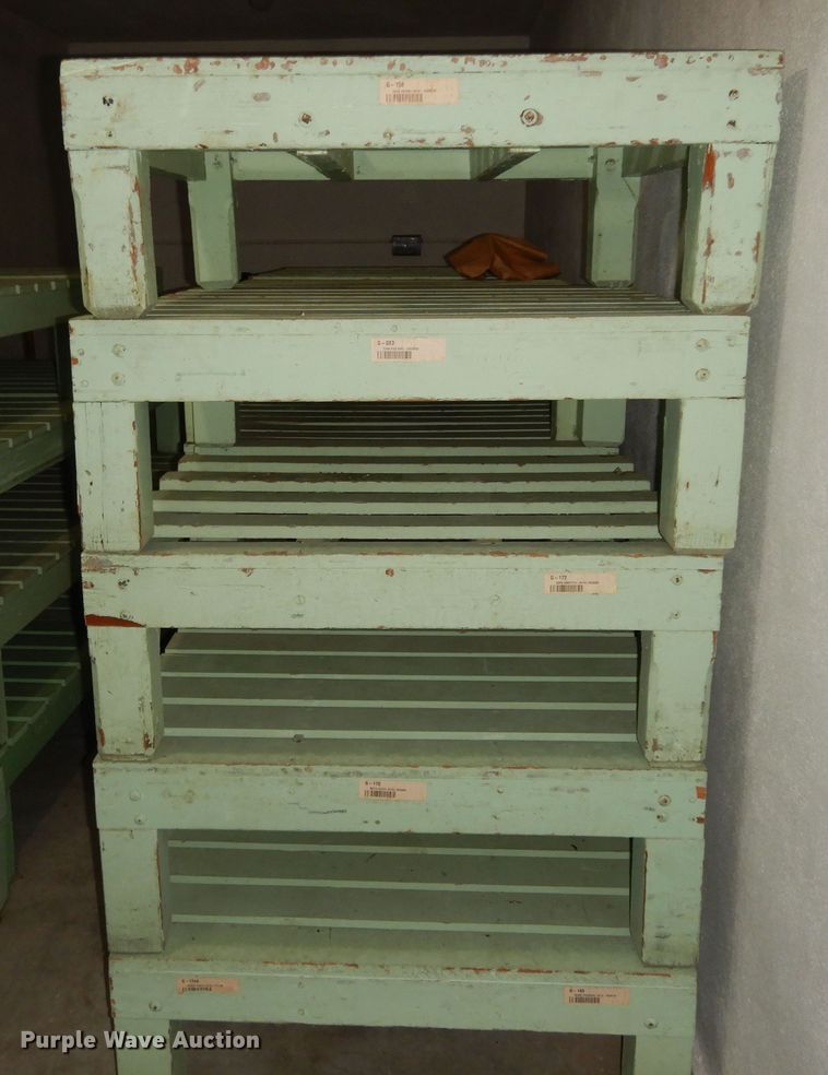 image for item MI9330 (30) wood risers