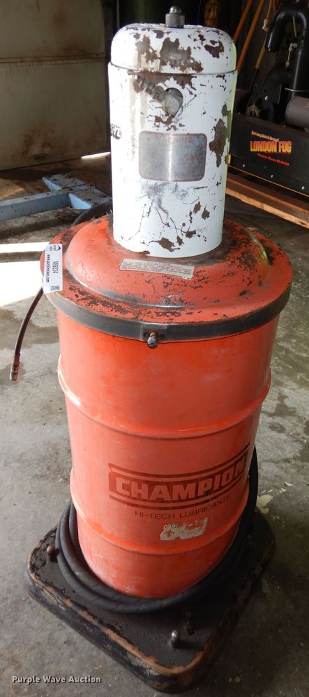 image for item MI9334 Champion  greaser