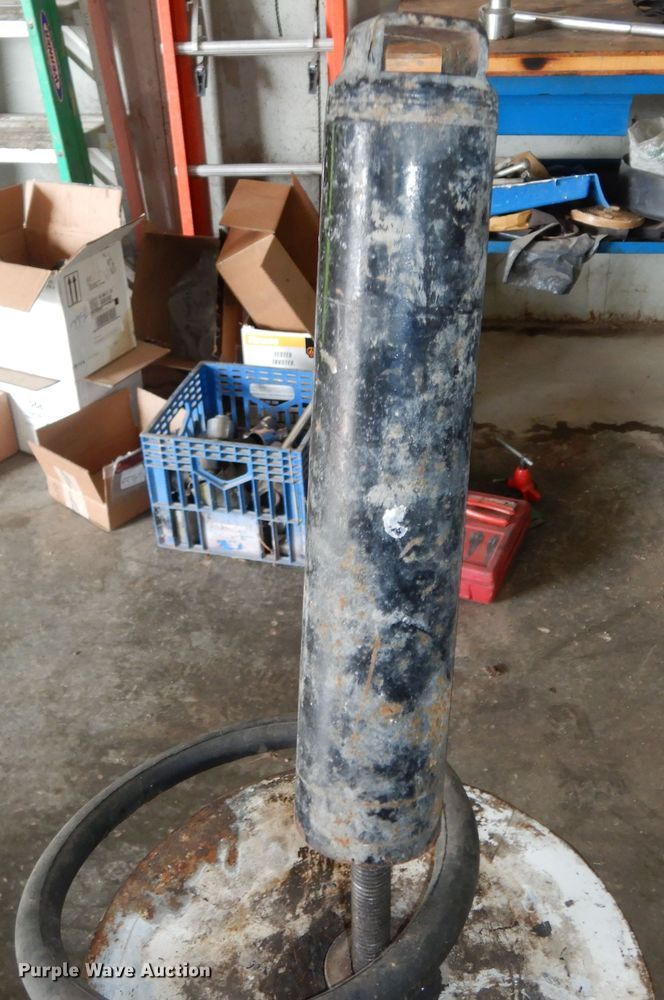 image for item MI9336 Tire changer